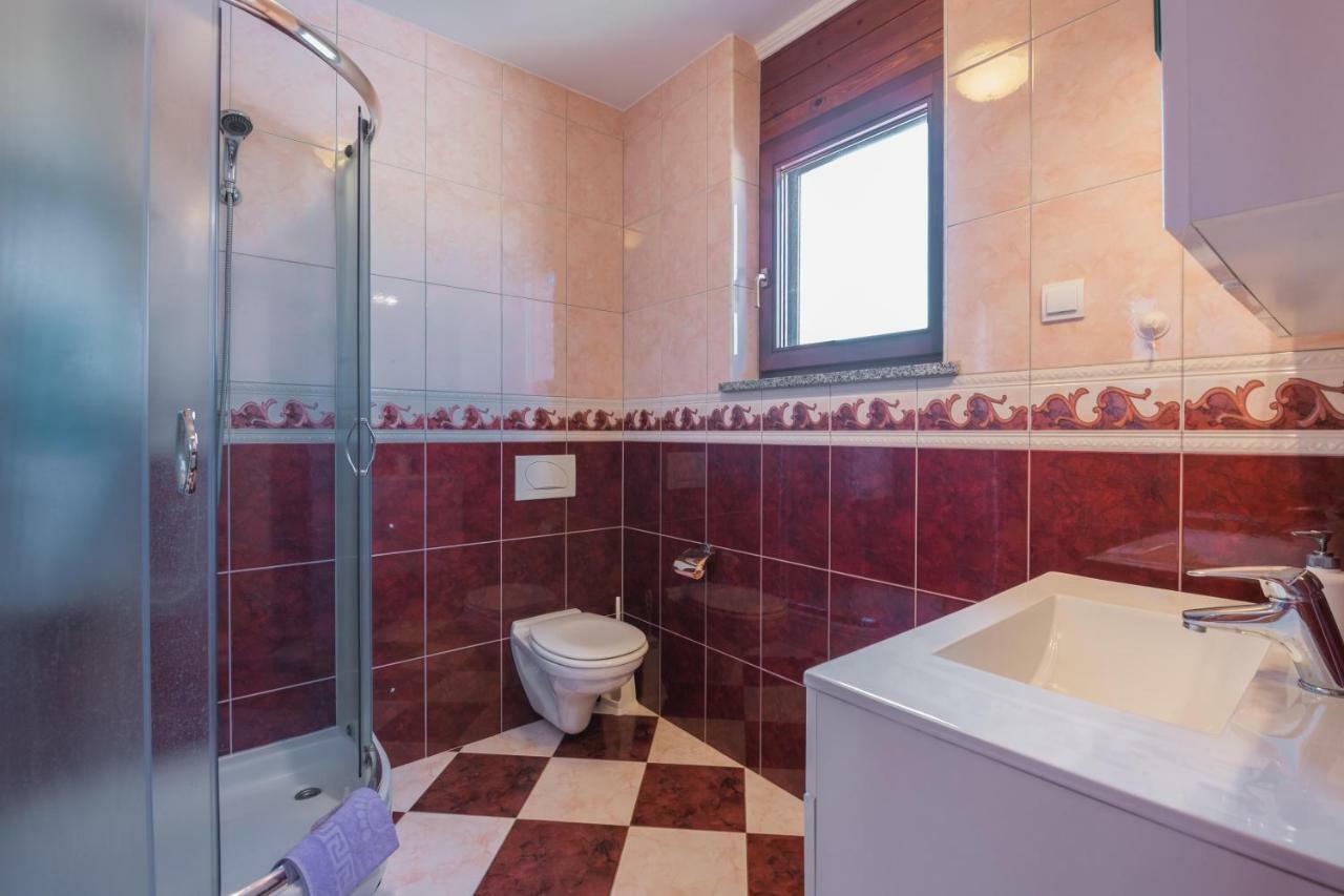 Ferienhaus Joy Ližnjan Buitenkant foto