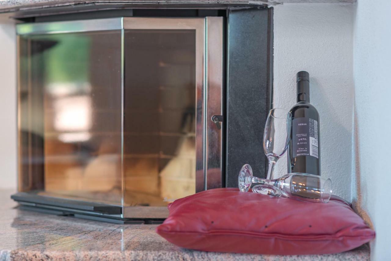 Ferienhaus Joy Ližnjan Buitenkant foto